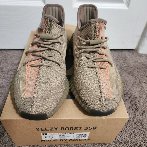 Yeezy Boost V2 Sand Taupe main image 5